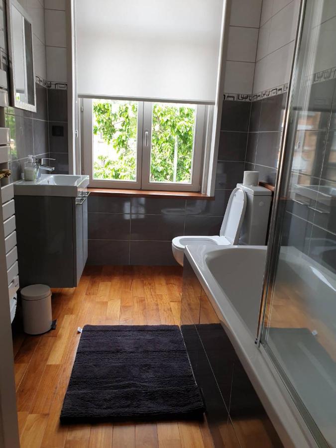 Baan Siam Hotel Brugge Ngoại thất bức ảnh
